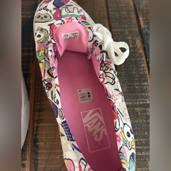 Vans Unicorn Cupcake And Donut Sneakers Women Size 8.5 RARE BRAND NEW - Picture 8 of 12